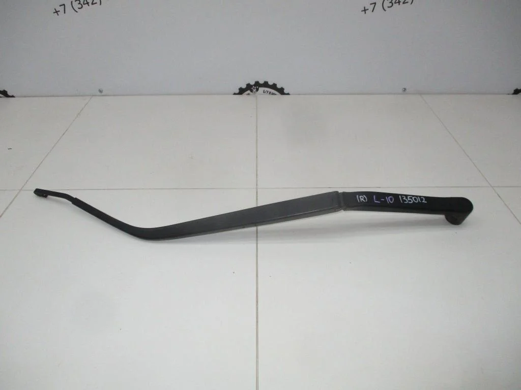 Поводок стеклоочистителя передний левый Mitsubishi Lancer 10 2008 (CY)