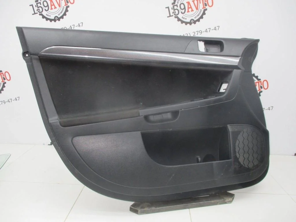 Обшивка двери передней левой Mitsubishi Lancer 10 2008 CY