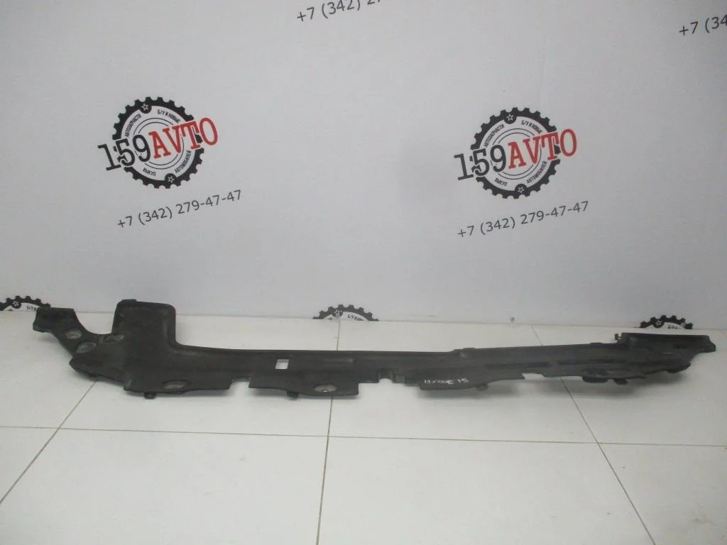 Кожух замка капота Toyota Corolla (E150)