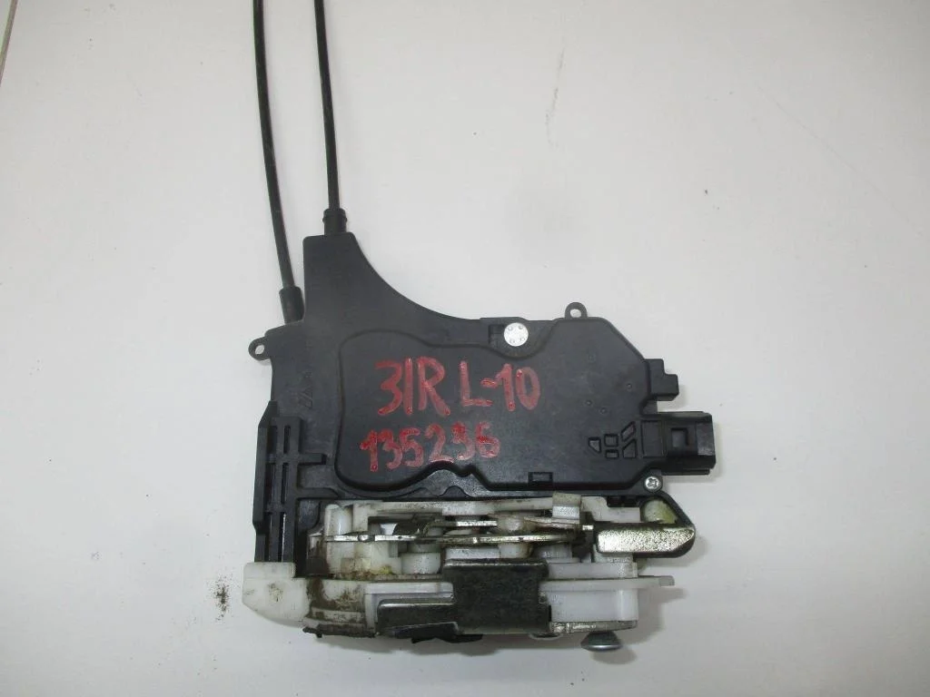 Замок двери задней правой Mitsubishi Lancer 10 2008 (CY)