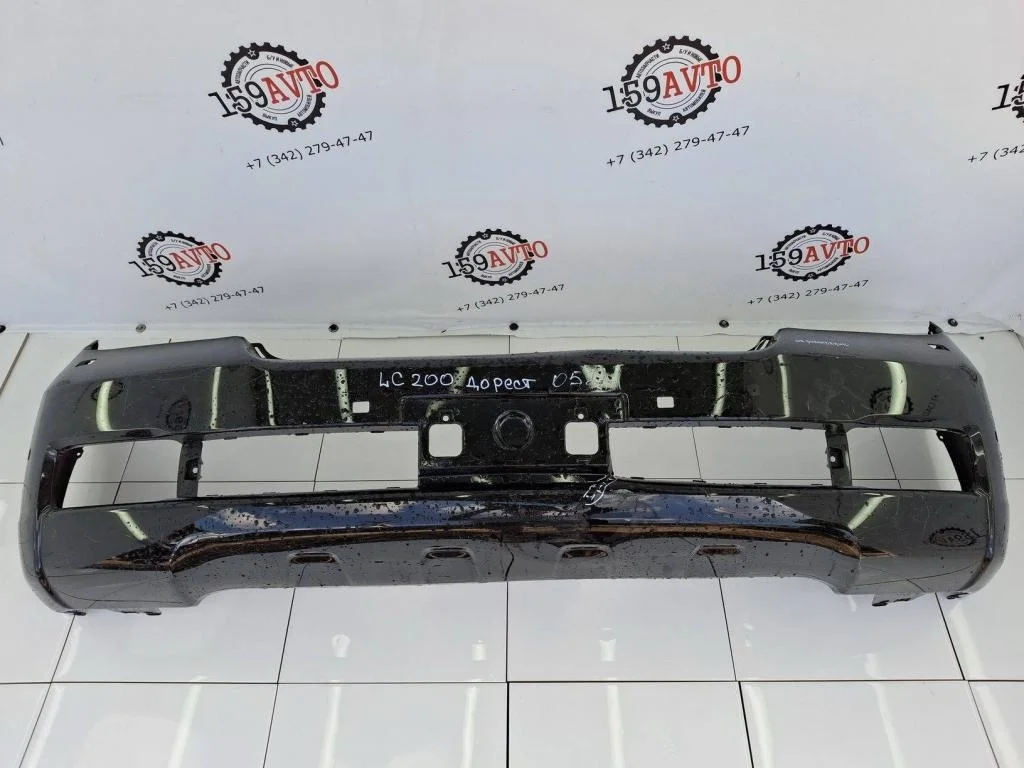 Бампер передний Toyota Land Cruiser 200