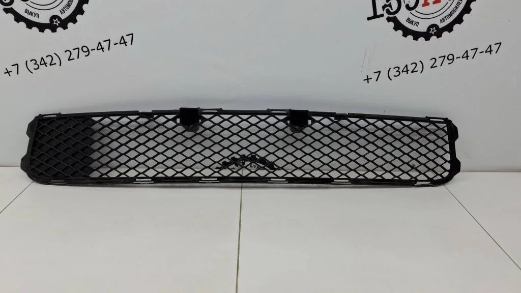 Решетка в бампер центральная Mitsubishi Lancer 10 2008 (CY)