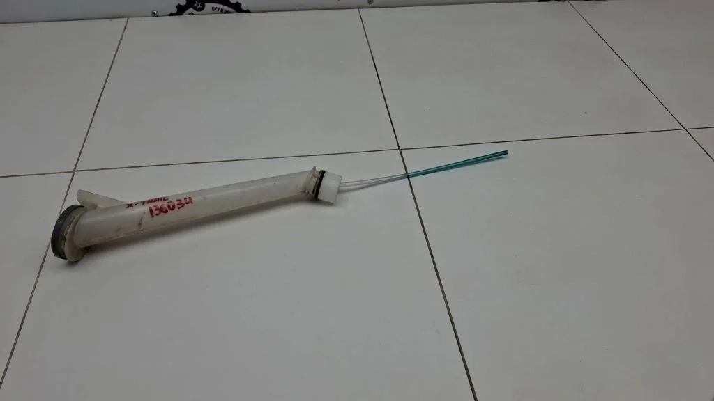 Горловина бачка омывателя Nissan X-Trail T31