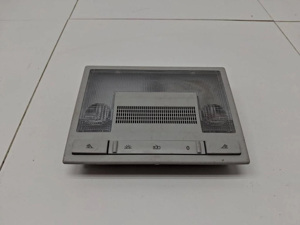 Плафон салонный Volkswagen Polo 5