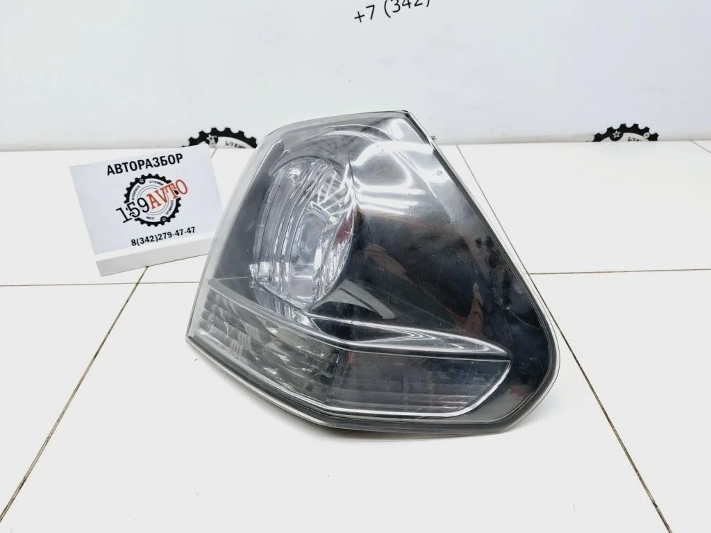 Фонарь задний наружный правый Lexus RX350 XU30