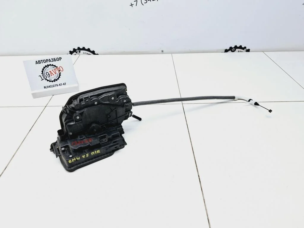 Замок двери передней правой BMW X5 2014 (F15/F85)