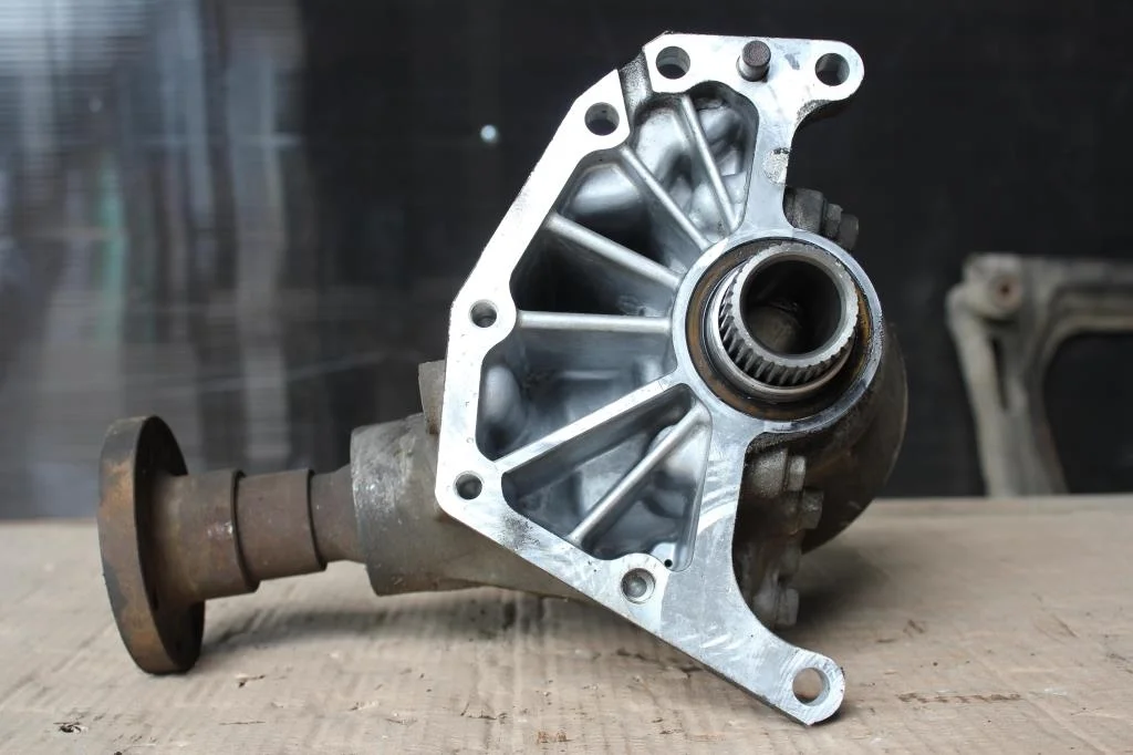 Б.у. раздаточная коробка NISSAN JUKE F15E NISSAN JUKE F15E