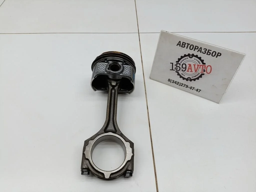 Поршень с шатуном Renault Fluence 2010