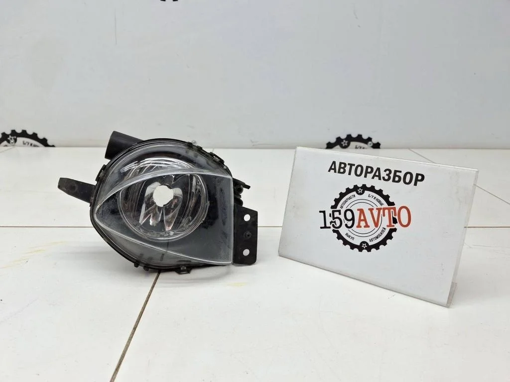 Фара противотуманная правая BMW 3-Series (E90/E91/E92/E93)