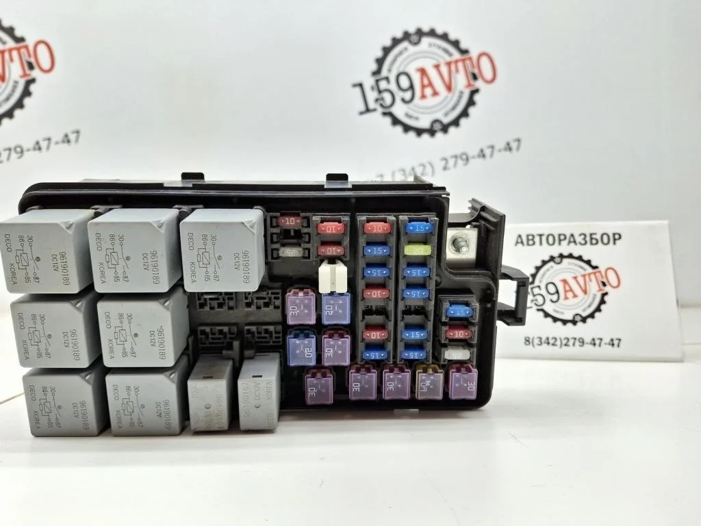 Блок предохранителей Chevrolet Lacetti J200