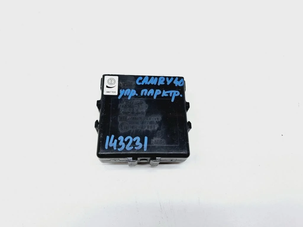 Блок управления парктроником Toyota Camry (XV40)