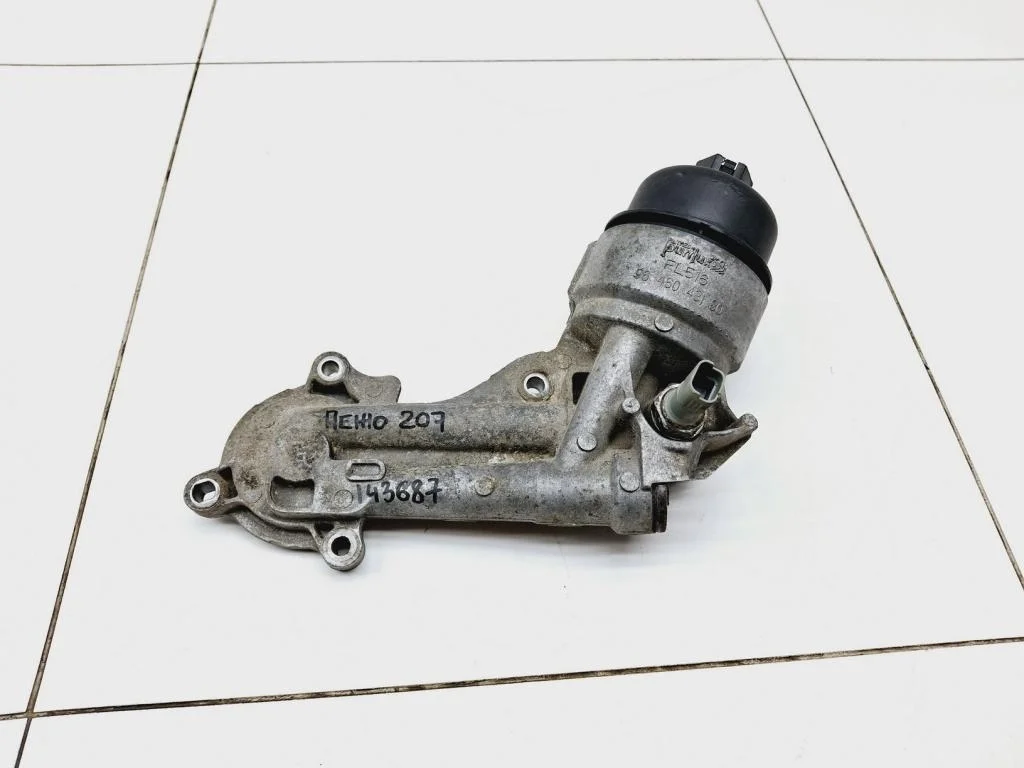 Кронштейн масляного фильтра Peugeot 207