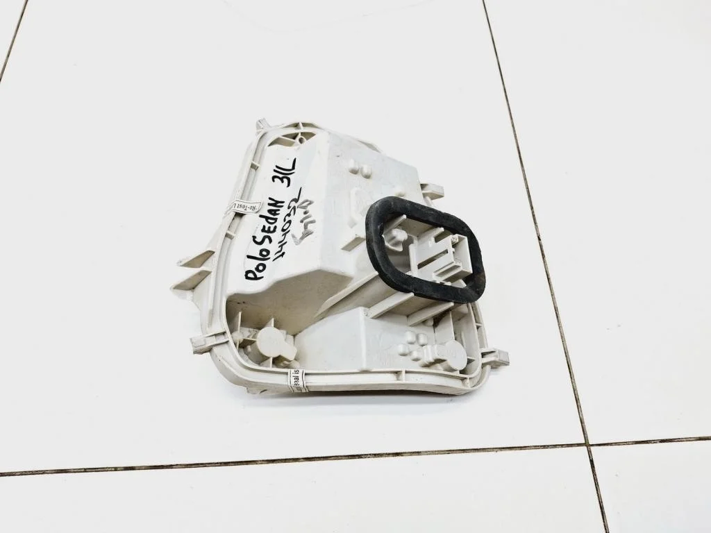 Плата заднего фонаря Volkswagen Polo Sedan