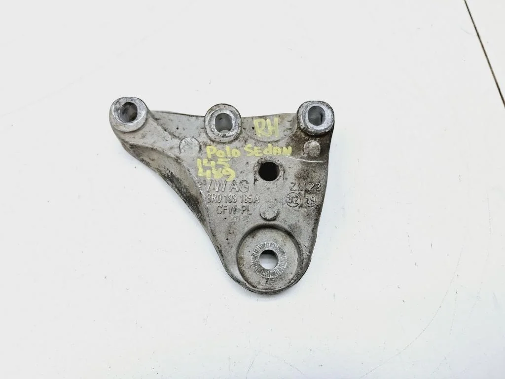 Кронштейн опоры двигателя Volkswagen Polo 5