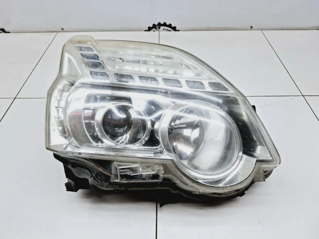 Стекло фары правой Nissan X-Trail 2011 (T31)