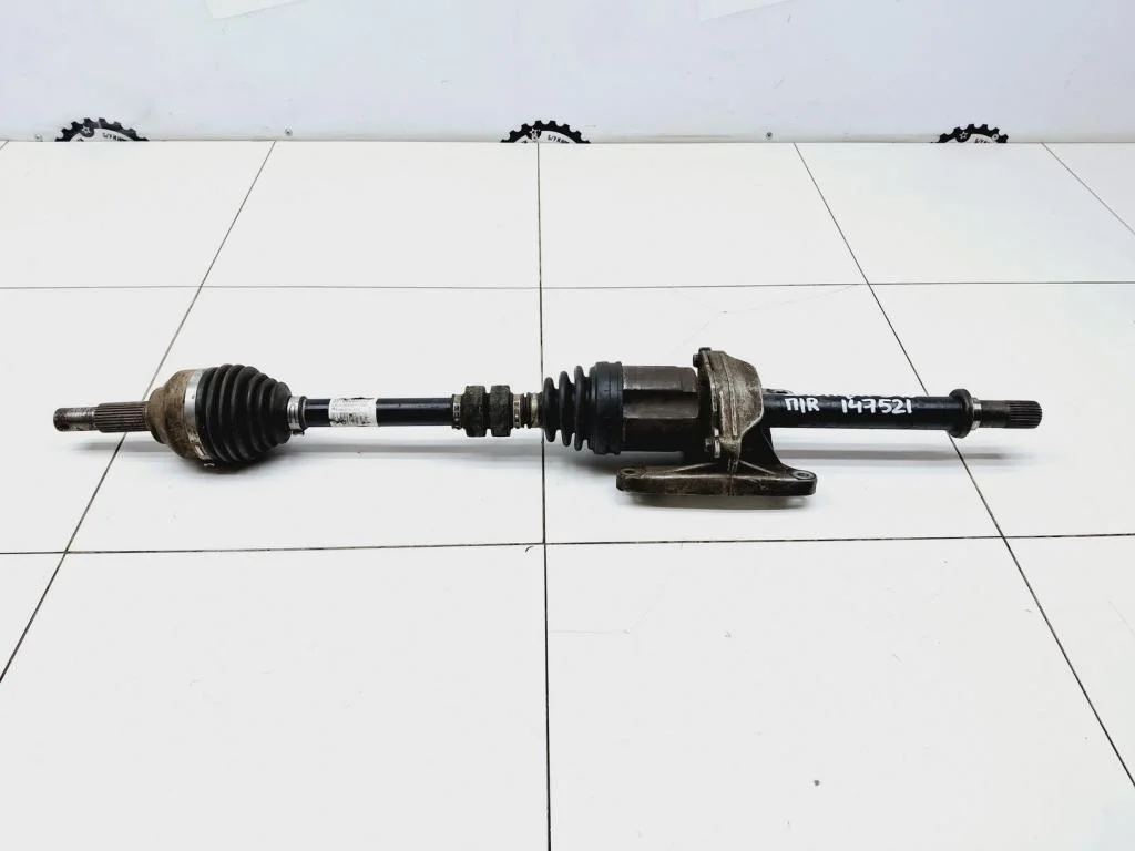 Полуось передняя правая Nissan Qashqai (J10)