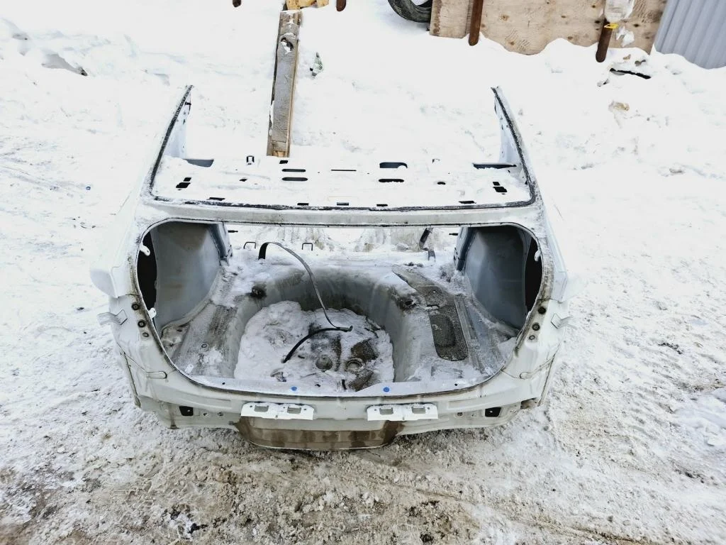 Панель задняя Kia RIO 4 (FB)
