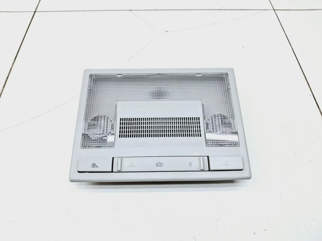 Плафон салонный Volkswagen Polo 5