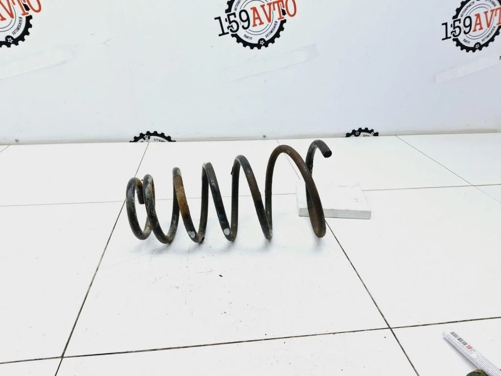 Пружина задняя Hyundai Tucson 1 2008 JM