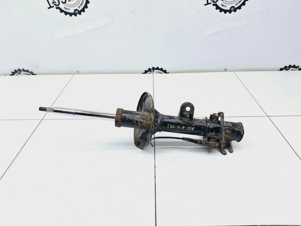 Амортизатор передний правый Hyundai Tucson 1 2008 JM