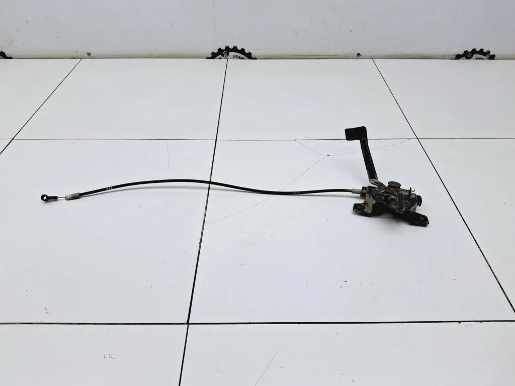 Замок капота Hyundai Tucson 2008 (JM)