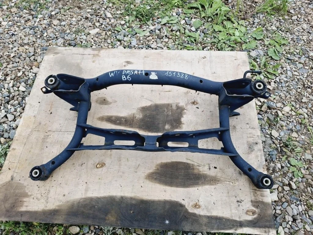 Балка задняя Volkswagen Passat B6