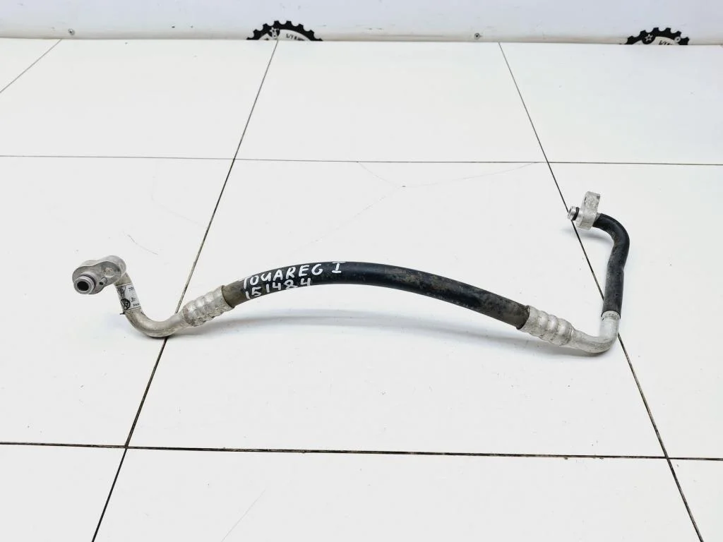 Трубка кондиционера Volkswagen Touareg (7P)