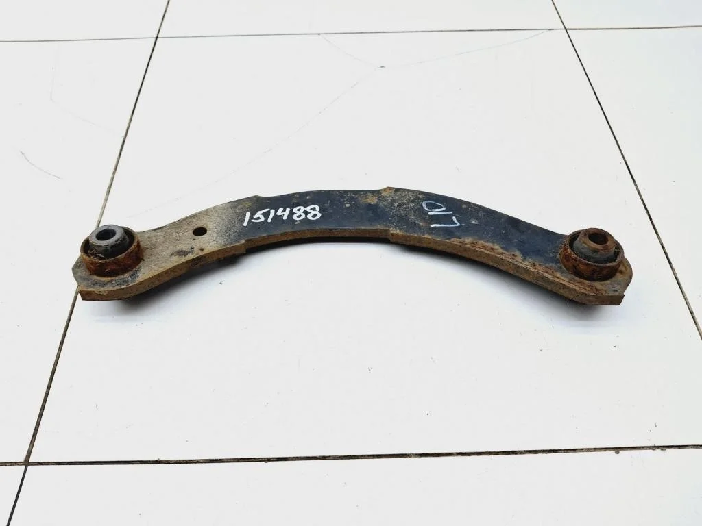 Рычаг задний поперечный Mitsubishi Lancer 10 (CY)