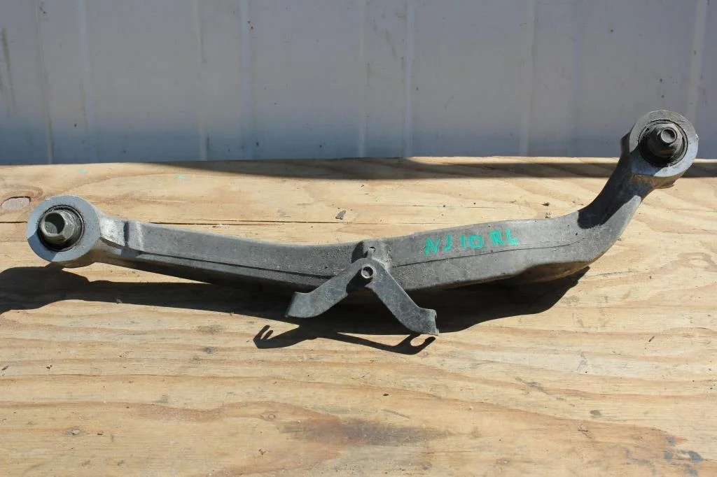 Б.у. рычаг NISSAN QASHQAI J10 NISSAN QASHQAI J10