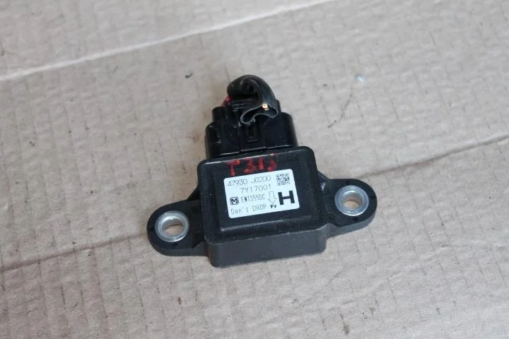 Б.у. датчик курсовой устойчивости NISSAN X-TRAIL T31 NISSAN X-TRAIL T31