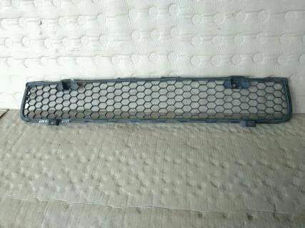 Б.у. решетка бампера MITSUBISHI LANCER CY2A MITSUBISHI LANCER CY2A