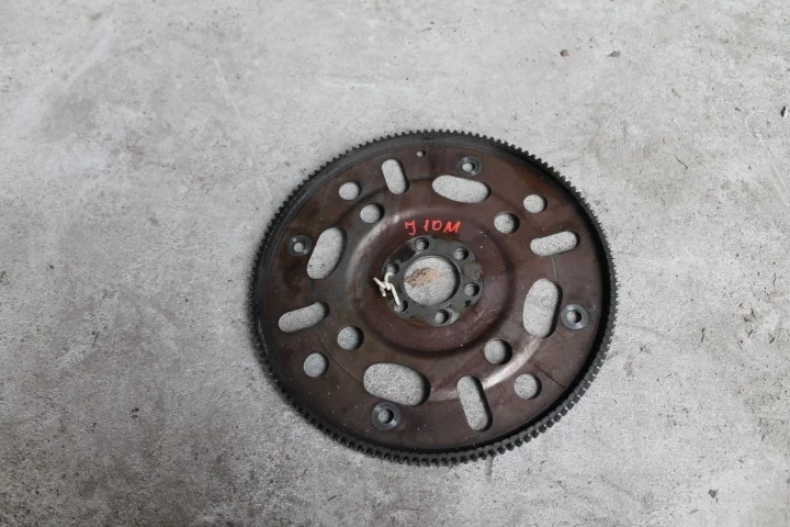 Б.у. маховик NISSAN QASHQAI J10 NISSAN QASHQAI J10