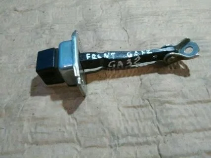 Б.у. ограничитель двери MITSUBISHI ASX GA3W MITSUBISHI ASX GA3W