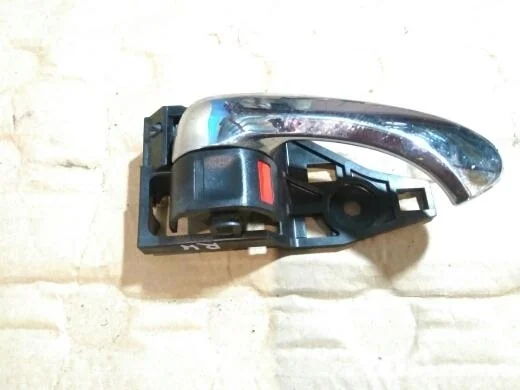 Б.у. ручка двери внутренняя TOYOTA CAMRY V40 ACV40 TOYOTA CAMRY V40 ACV40