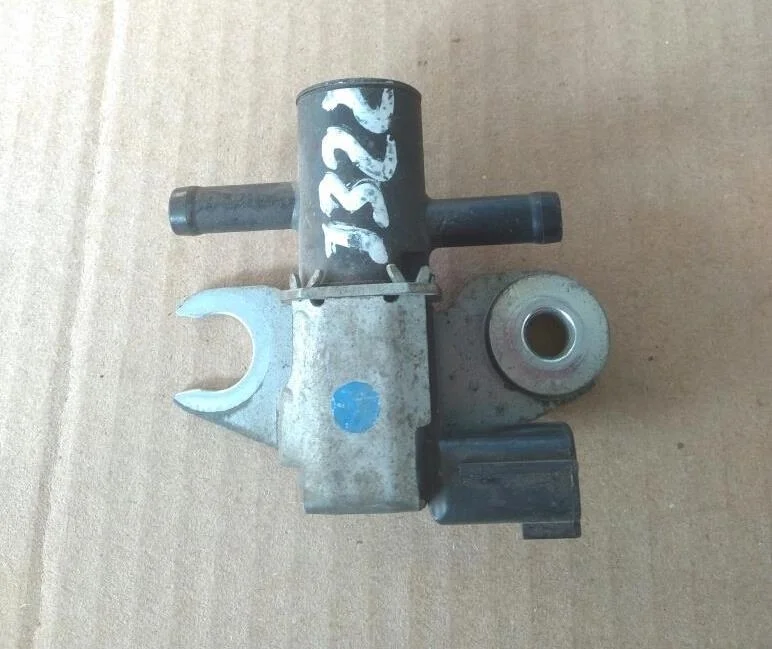 Б.у. клапан электромагнитный NISSAN TEANA J32 NISSAN TEANA J32