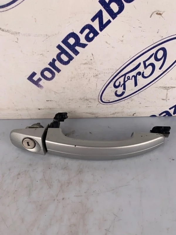 Ручка двери Ford Focus 3 2012 1738727 CB8 1.6 (IQDB), передняя левая