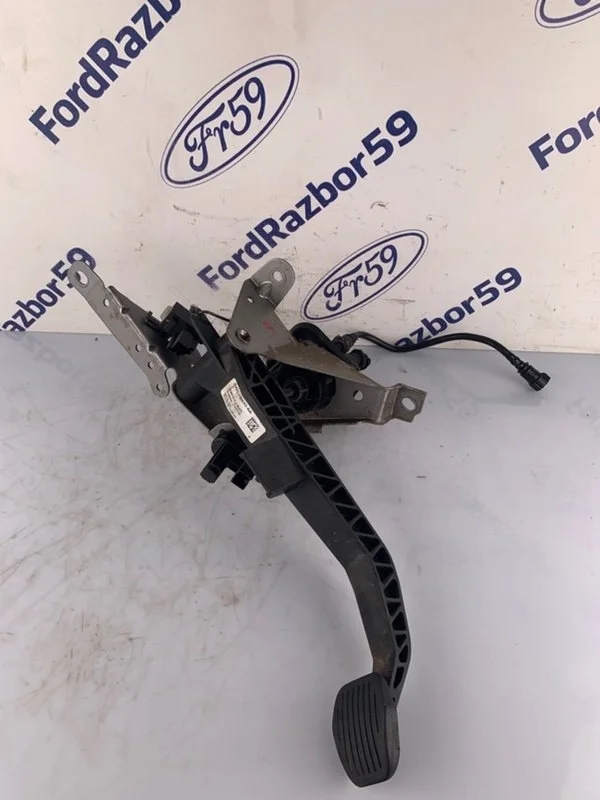 Главный цилиндр сцепления Ford Focus 3 2012 1863548 CB8 1.6 (IQDB)