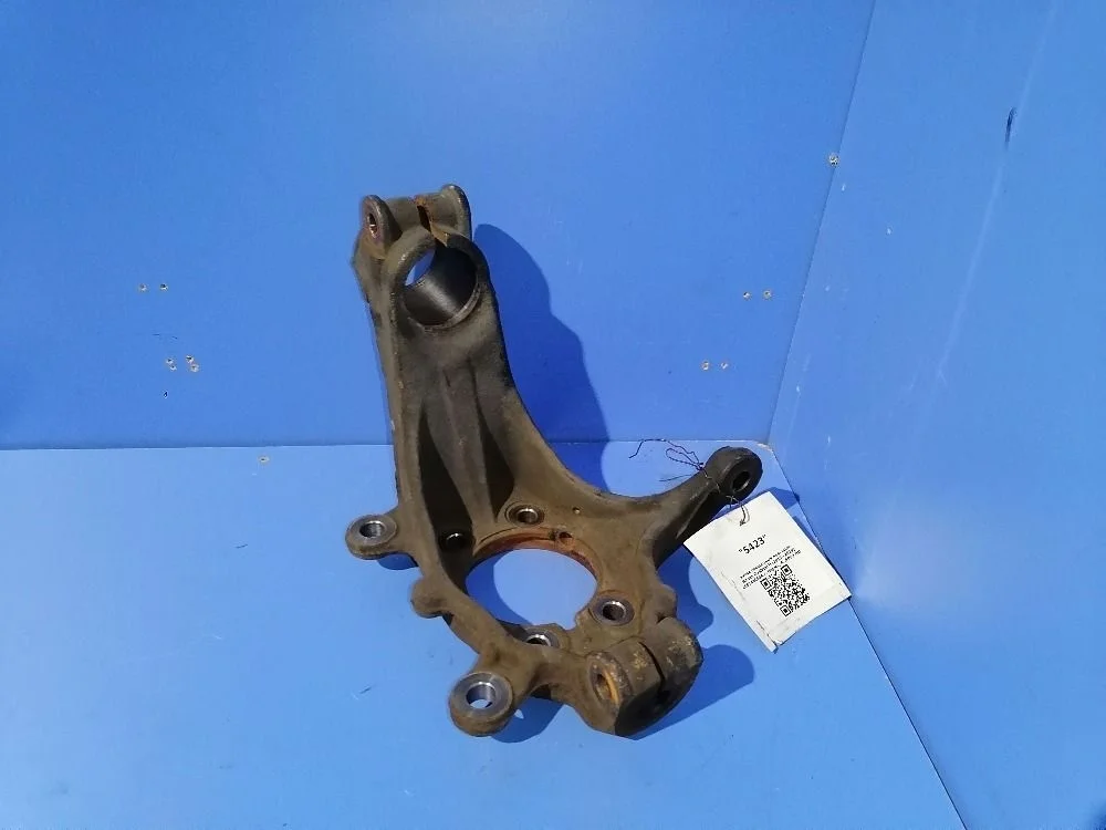 Кулак поворотный пер. прав. Nissan X-Trail III (2013—2019) 400144CE0A