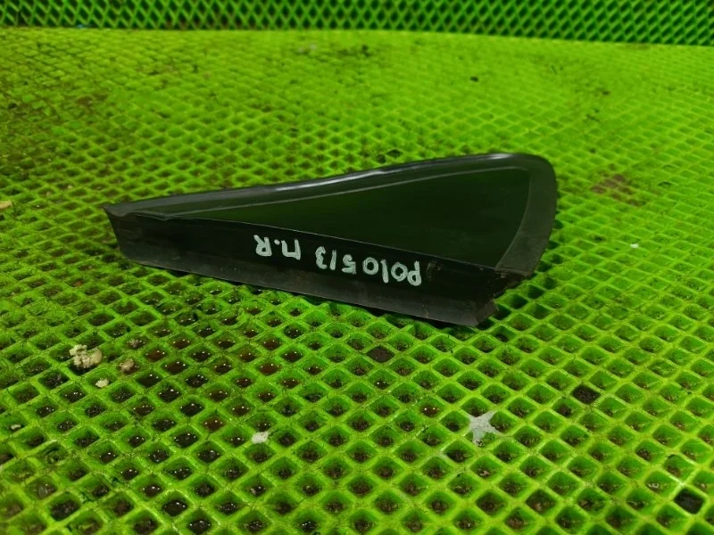 Уголок переднего крыла правый Volkswagen Polo 5 2012 6RU853274 СЕДАН CFN