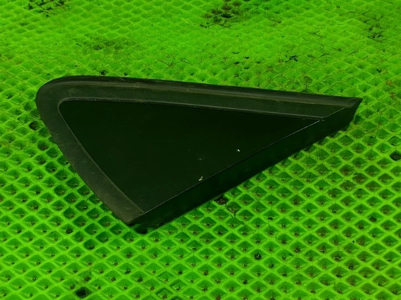 Уголок крыла левый Volkswagen Polo 5 2012 6RU853273 СЕДАН CFN, передний