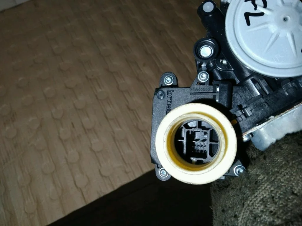 Б.у. стеклоподъемник TOYOTA CAMRY V40 ACV40 TOYOTA CAMRY V40 ACV40