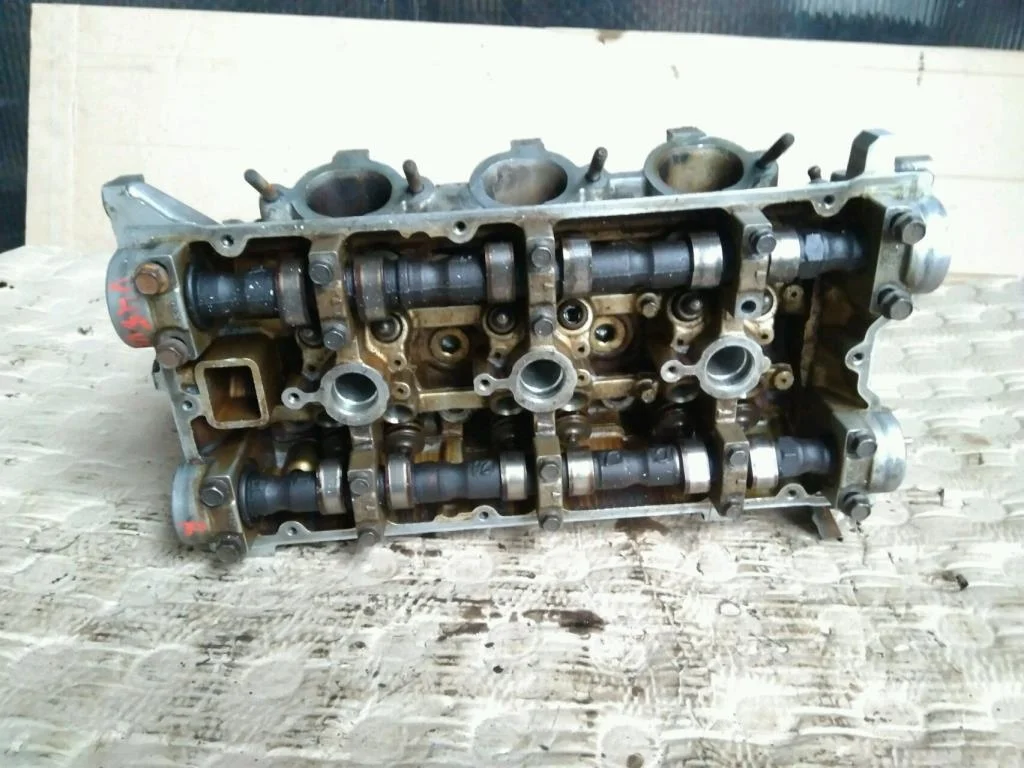 Б.у. головка блока цилиндров MITSUBISHI PAJERO V45W MITSUBISHI PAJERO V45W