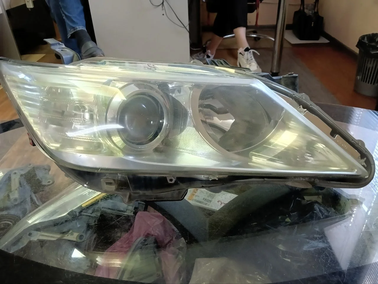 Фара ксенон Toyota Camry 2012-2014 8114533B00 50, передняя правая
