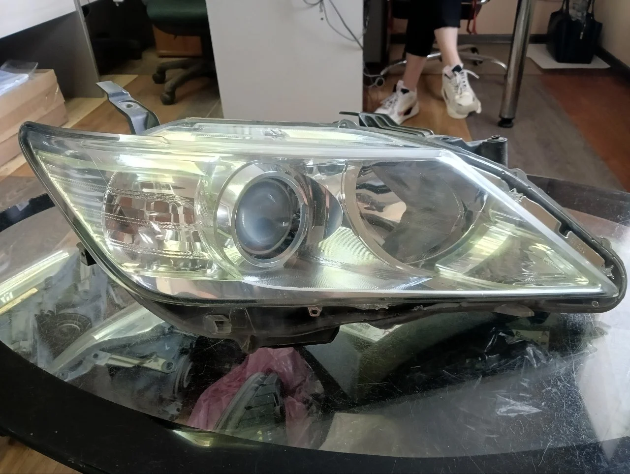 Фара ксенон Toyota Camry 2012-2014 8114533B00 50, передняя правая