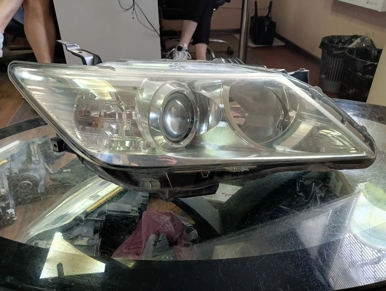 Фара ксенон Toyota Camry 2012-2014 8114533B00 50, передняя правая