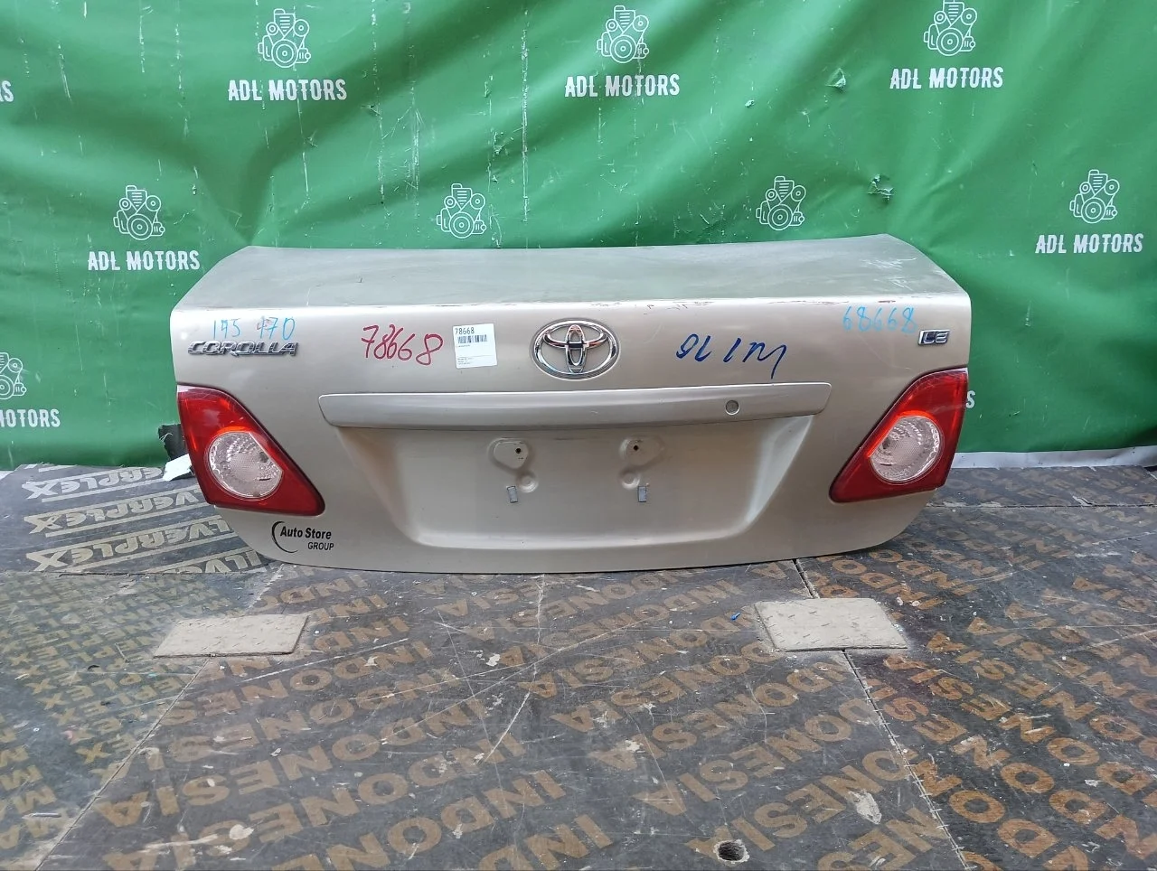 Крышка багажника Toyota Corolla 2006-2012 6440112B50 150