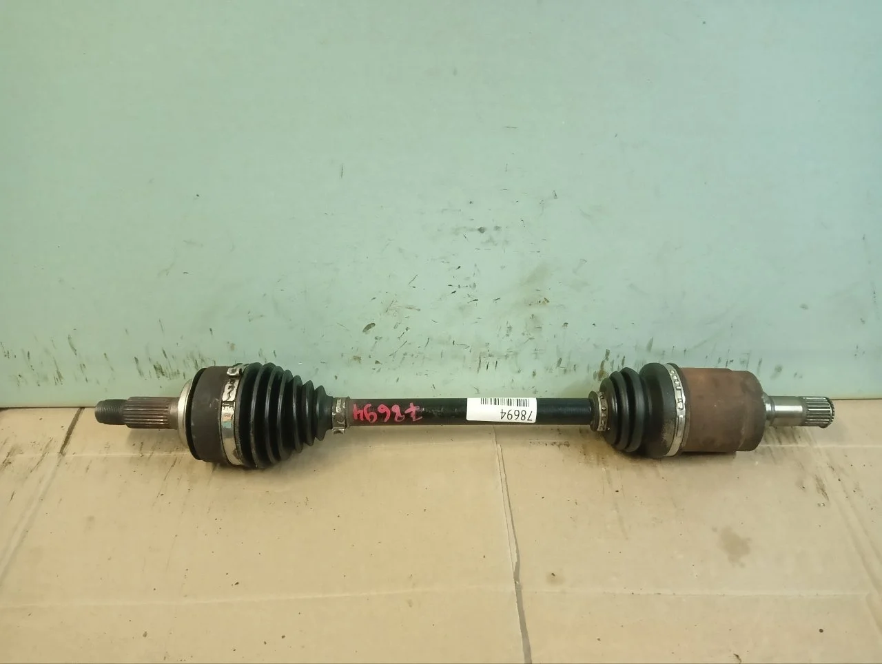 Привод Honda Civic 8 2006-2011 44305SNA000 4D, передний левый