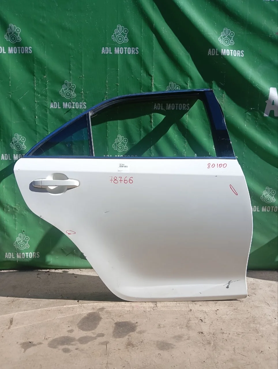 Дверь Toyota Camry 2012-2017 6700333200 50 55, задняя правая