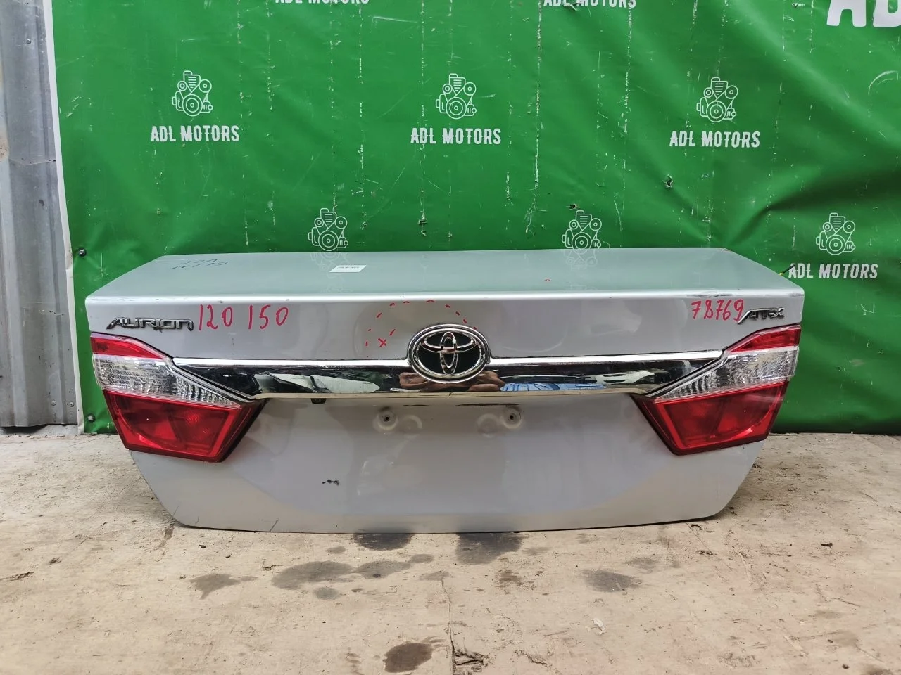 Крышка багажника Toyota Camry 2012-2017 6440133580 50 55