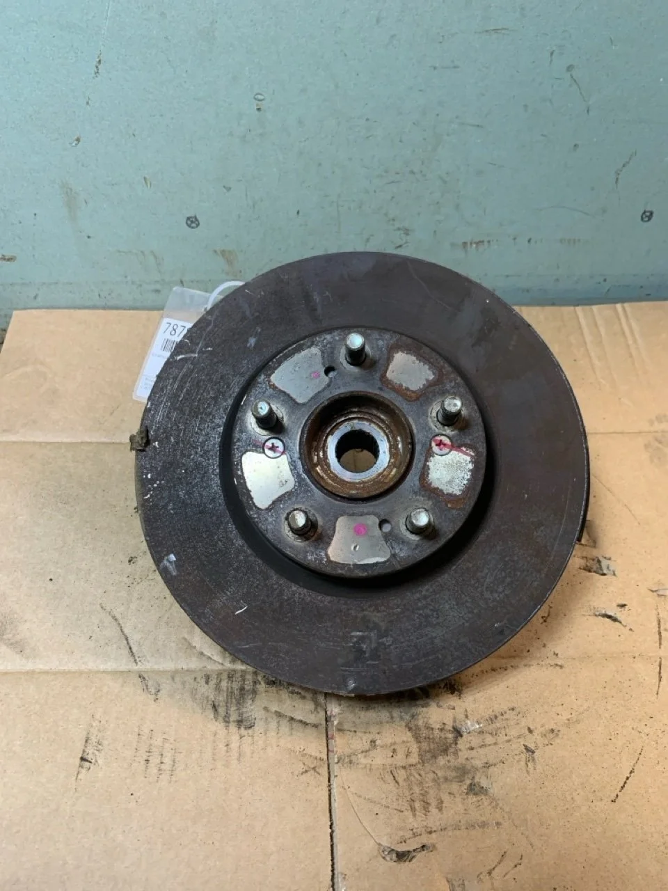 Кулак поворотный Honda Civic 8 2006-2011 51216SNA010 4D, правый